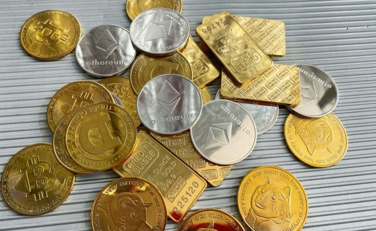 Top 100 Cryptocurrencies with the Lowest Market Caps