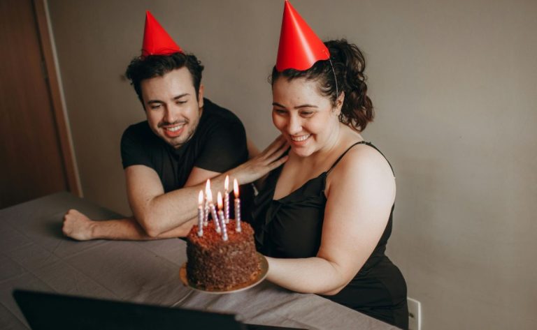 7 Thoughtful Ways to Make a Remote Employee's Birthday Special